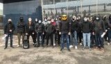Активісти на мітингу закликали РНБО накласти санкції на мережу заправок "БРСМ-Нафта" за фінансування проросійських сил. ФОТО