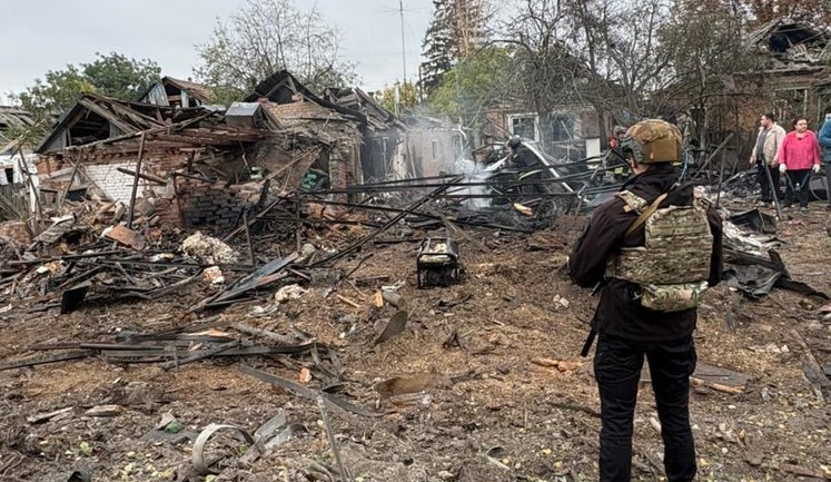 Доба на Донеччині: 3 людей загинуло, 11 - поранено, 61 будинок постраждав через обстріли росіян. ФОТОрепортаж