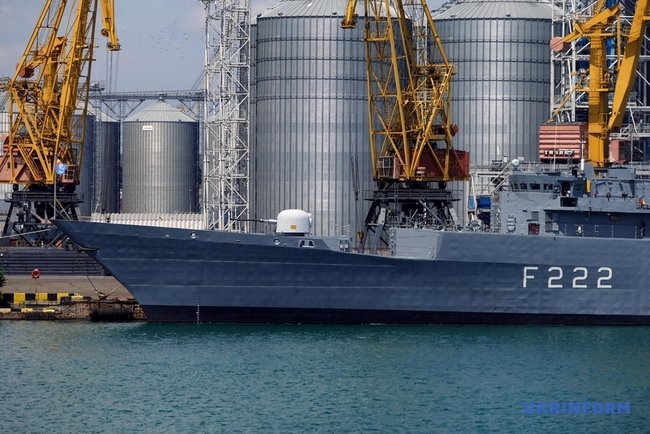 Sea Breeze-2021: кораблі постійної морської групи НАТО прибули в порт Одеси 04 Sea Breeze-2021: кораблі постійної морської групи НАТО прибули в порт Одеси 04