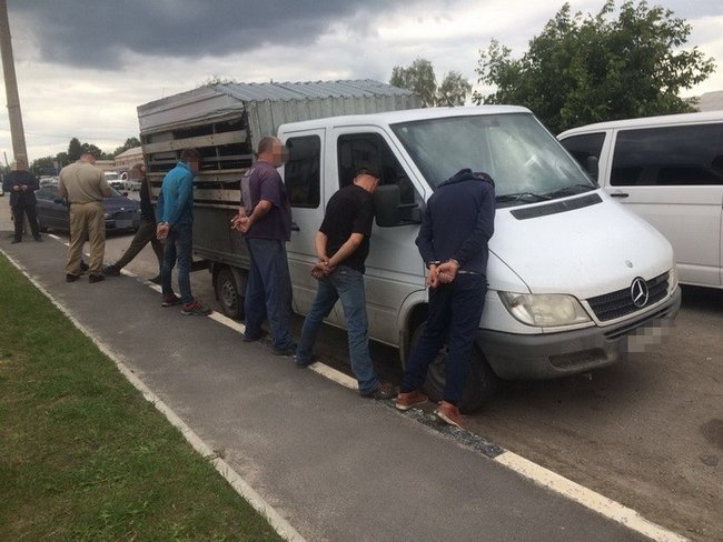 Преступная группировка, заставлявшая платить дань представителей малого бизнеса ликвидирована на Житомирщине, - СБУ 01 Преступная группировка, заставлявшая платить дань представителей малого бизнеса ликвидирована на Житомирщине, - СБУ 01