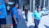 В центре Киева милиция усиленно охраняла Колесниченко от фекалий. ФОТО