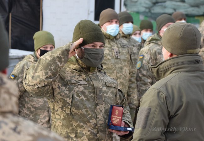 У районі проведення ООС нагородили морпіхів 01