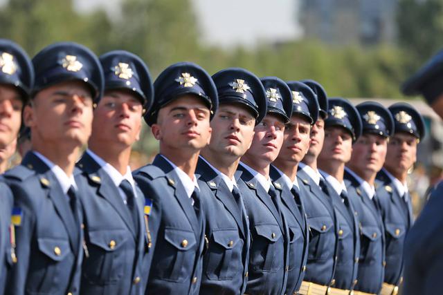 парад независимость репетиция