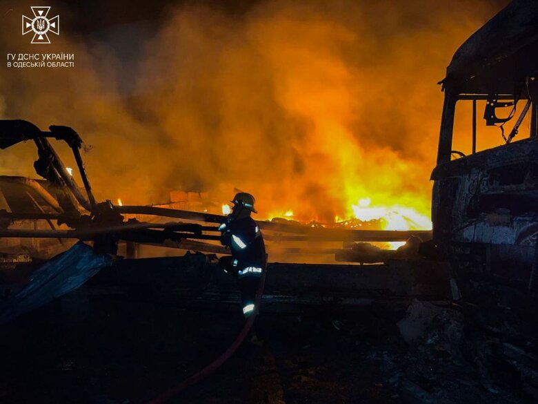 Наслідки атаки шахедів по Одещині 06