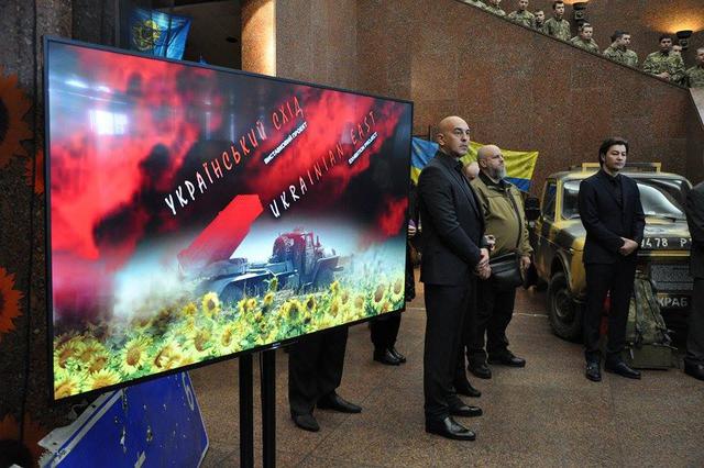 Виставка "Український Схід", присвячена АТО, відкрилася в Нацмузеї історії України у Другій світовій війні 05 Виставка "Український Схід", присвячена АТО, відкрилася в Нацмузеї історії України у Другій світовій війні 05