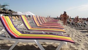 Прокуратура зацікавилась ремонтами пляжів у Києві у 2018 році – у КП "Плесо" проходять обшуки