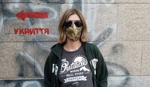 Военнослужащие-срочники не обеспечены средствами ИЗ. Создан сайт, на котором можно "подарить" многоразовую маску воину, - волонтер Берлинская