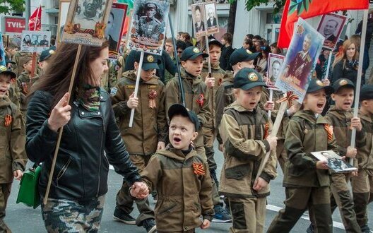 Понад 600 педагогів тимчасово окупованої Луганщини пройшли військову підготовку за програмами РФ