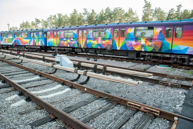 киев метро поезд рисунок