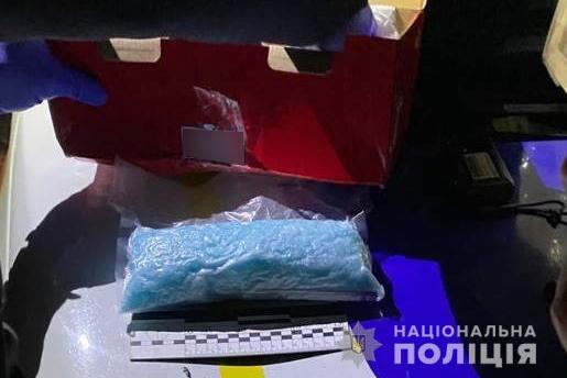 16-ти и 18-летняя подруги распространяли наркотики через Телеграмм канал. Изъят товар на 7 млн грн по ценам черного рынка, - Нацполиция 02