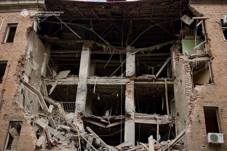 Массированная атака РФ на Днепр: 5 погибших и десятки раненых