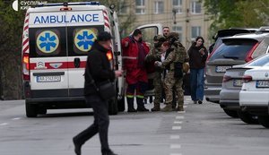 Стрілянина у Києві: у швидкій прокоментували заяви поліцейської