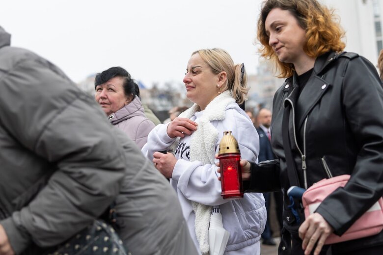 Владимир и Елена Зеленские почтили память'ять загиблих у Бучі українців