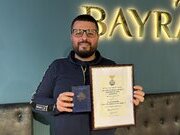Сельчук Йогуртчуоглу отримав нагороду від Валерія Залужного