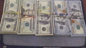 Moldovan businessman nabbed giving prosecutor $75,000 in bribe, - Lutsenko. PHOTO