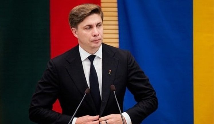 Премьер Литвы Синкявичюс считает, что за попыткой поджога предприятия с оборудованием Starlink стоит РФ