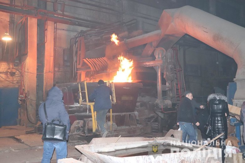 Полиция в Харькове уничтожила наркотиков на 5 миллионов гривен 01 Полиция в Харькове уничтожила наркотиков на 5 миллионов гривен 01