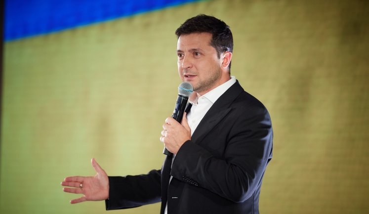 Ми направимо на розгляд Венеціанської комісії проєкт закону про олігархів, який буде підписаний президентом, - Зеленський