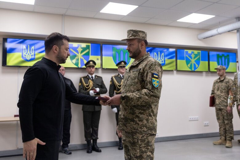 Зеленський нагородив тероборонівці