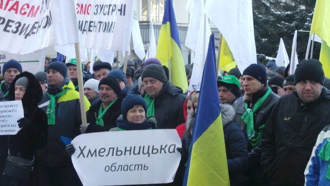 Кровь, бабло, интриги: Верховная Рада снова принялась за землю 02