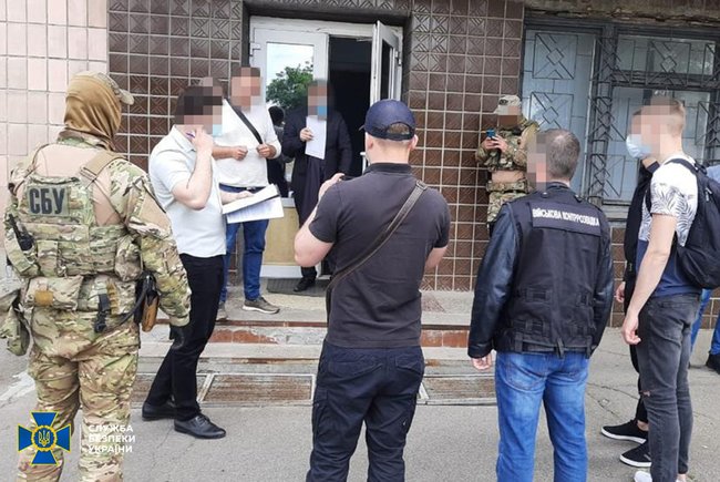 Чиновники Міноборони розікрали державних коштів на 5 млн, - СБУ 01