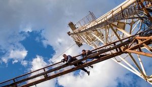 Абонент уже в сети: как после освобождения от оккупантов в украинские города возвращается связь