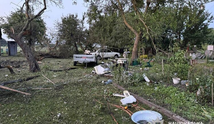 Ruscists attacked Pryluky and Nizhyn district with drones: two wounded, civilian infrastructure damaged. PHOTO