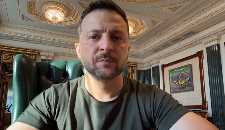 Зеленський: Рішенням Ставки доручили спростити встановлення сонячних панелей для громадян