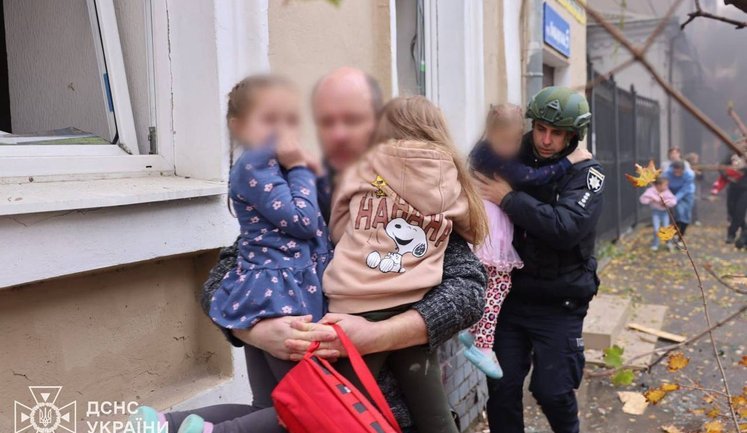 "Шахеды" попали в сад в Харькове. Погиб человек. Данные о раненых детях не подтвердились (обновлено)