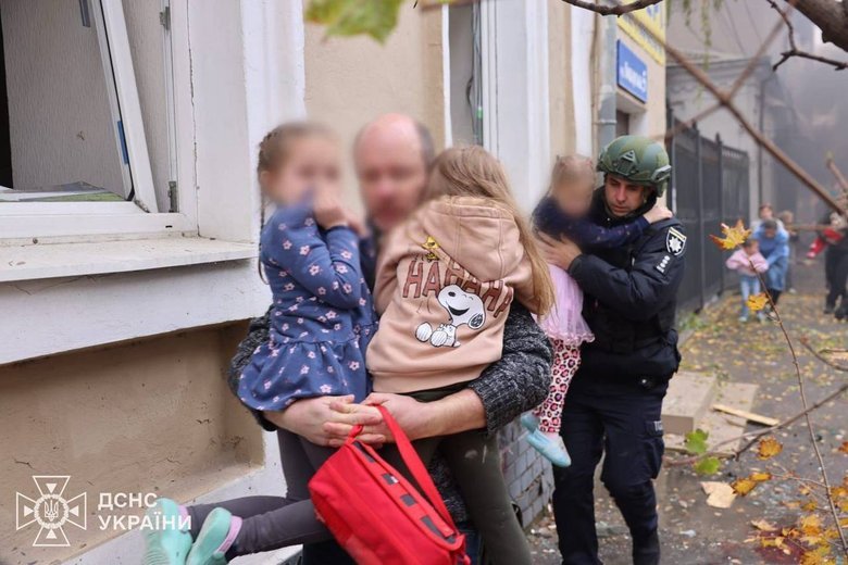 Сад в Харькове после удара шахида