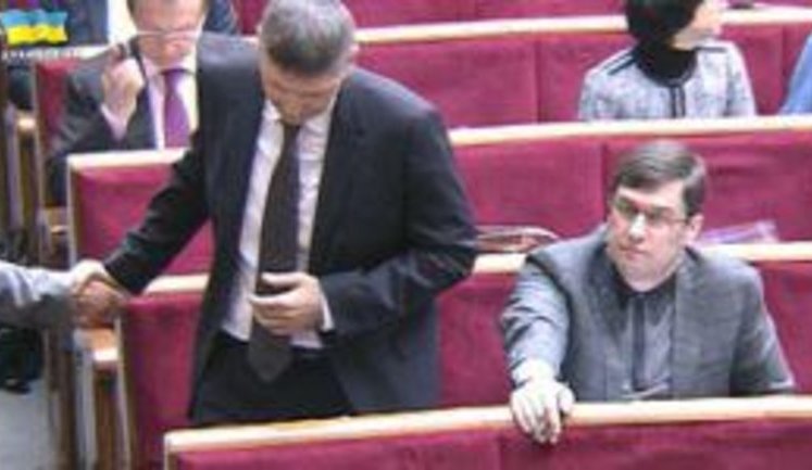 Левочкина и Мирошниченко вышли из фракции Партии регионов. ВИДЕО