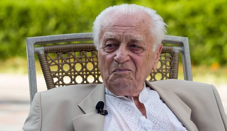 Dissident and Hero of Ukraine Stepan Khmara urgently needs expensive medicines for treatment