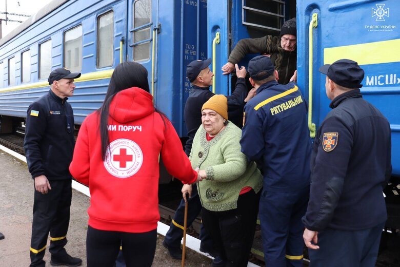 Из Донецкой области эвакуированы еще 58 человек, - ГСЧС 01
