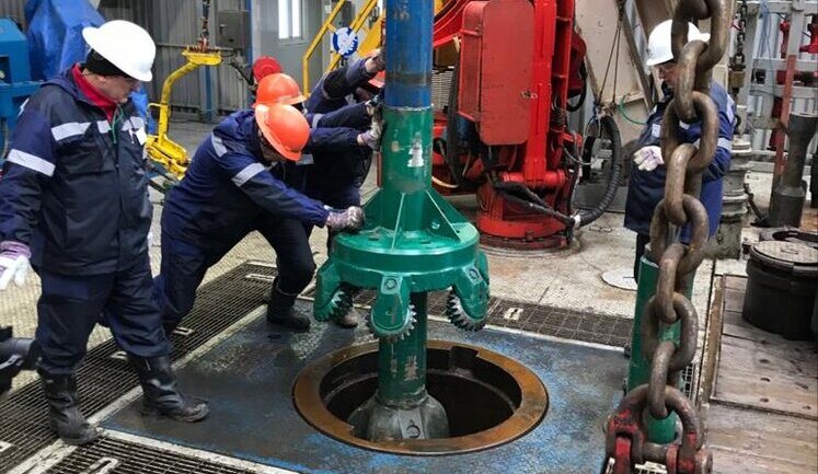 Найбільша приватна нафтосервісна компанія Китаю продає бізнес в Україні