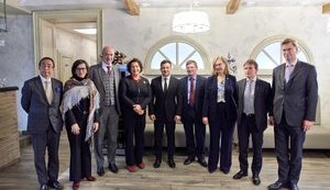 Приветствуем решимость президента Зеленского в проведении судебной реформы, - послы G7