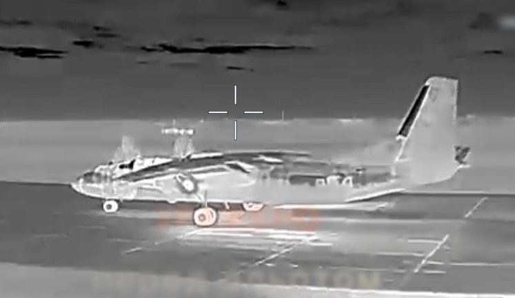 Транспортник Ан-26 та дві РЛС: "Примари" ГУР у Криму спалили чергові дороговартісні цілі окупантів. ВIДЕО