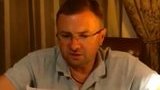 "На ньому присяглись у вірній дружбі й залишили написи прості солдати вже безстрокової служби з однаковим фіналом у житті", - телеведучий Мага написав вірш до Дня прапора. ВІДЕО