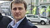 Головний технолог БПП Сергій Березенко: "Я читаю Фейсбук і сам вже не можу зрозуміти - це я читаю тільки тих, хто підтримує Порошенка? Якщо все так добре, чому в нас не 80% підтримки?"