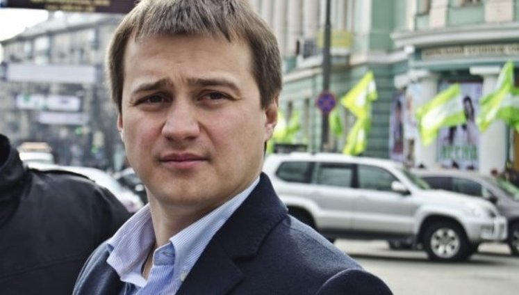 Головний технолог БПП Сергій Березенко: "Я читаю Фейсбук і сам вже не можу зрозуміти - це я читаю тільки тих, хто підтримує Порошенка? Якщо все так добре, чому в нас не 80% підтримки?"