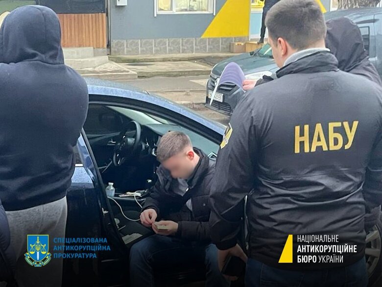 НАБУ затримало мера Рені Плєхова на хабарі у $50 тис 03