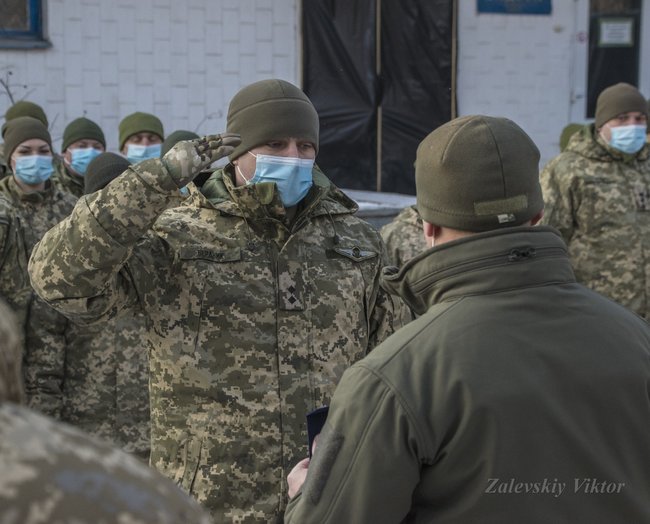 У районі проведення ООС нагородили морпіхів 05