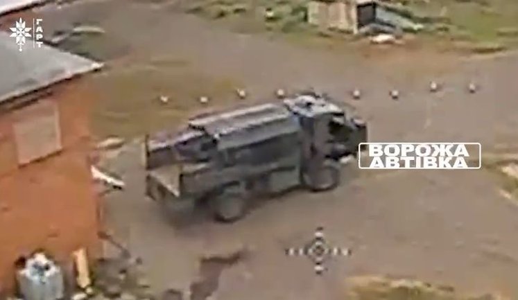 "Вогняне шоу" на Харківщині: знищено техніку, зв’язок і живу силу окупантів. ВIДЕО