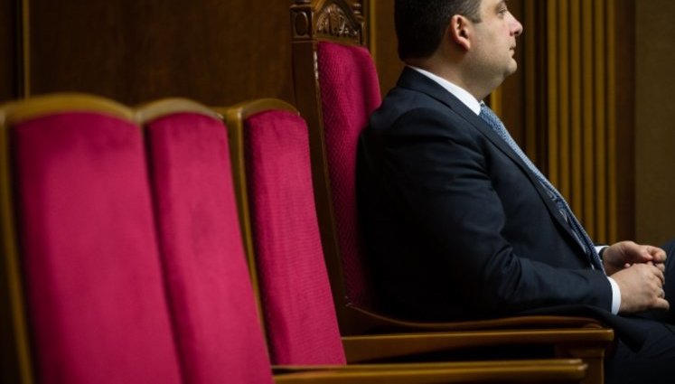 Поделили на двоих. Досье на Кабмин Гройсмана