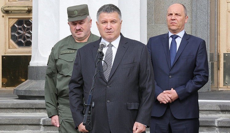 Нацгвардійці Київського гарнізону складатимуть присягу на площі біля ВР, де в 2015 році загинули четверо бійців, - Аваков