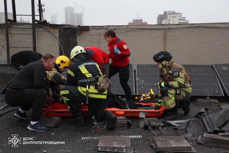 Дніпро після обстрілу