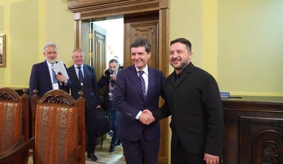 SAFE, співвиробництво дронів, безпека в Чорному морі: Зеленський зустрівся із президентом Румунії Даном. ВIДЕО
