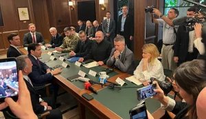 Negotiations in Miami on 30 November