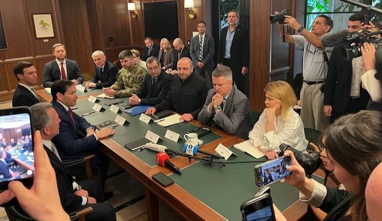 Переговоры между украинской и американской делегациями официально завершились, - СМИ