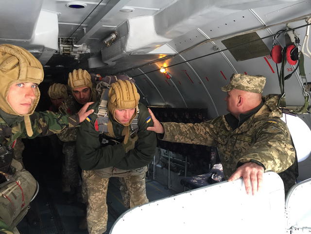 Airborne, Spetsnaz cadets performed landing drills in Odesa region 03