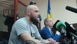 Прокуратура просить суд відправити під цілодобовий домашній арешт ветерана АТО Волкова за зрив презентації Сивохо. ФОТОрепортаж
